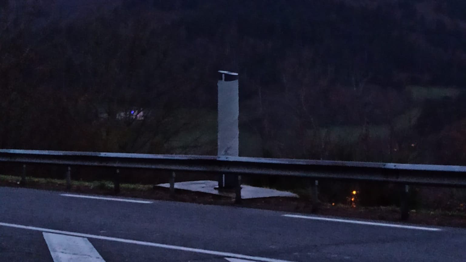 À Joux, les agriculteurs ont bâché le radar À Joux, les agriculteurs ont bâché le radar