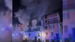 Un immeuble de La Brigue (Alpes-Maritimes) touché par un incendie dans la nuit du 11 au 12 décembre 2024. 