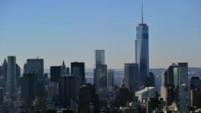 Le garçon a réussi à monter au sommet de la plus haute de ces tours, la Freedom Tower.
