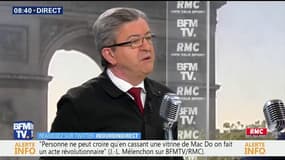 Mélenchon: "Personne ne peut croire qu’en cassant une vitrine de McDo, on fait un acte révolutionnaire"