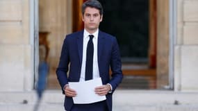 Le Premier ministre Gabriel Attal s'exprime au soir des résultats du second tour des législatives, le 7 juillet 2024 à Paris 