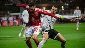 Brest-PSG : Kylian Mbappé en duel avec Haris Belkebla