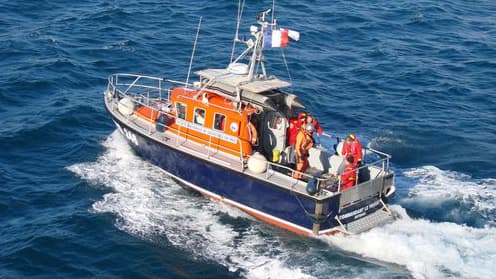 Malgré l'intervention des secours, le jeune surfeur n'a pas pu être sauvé.