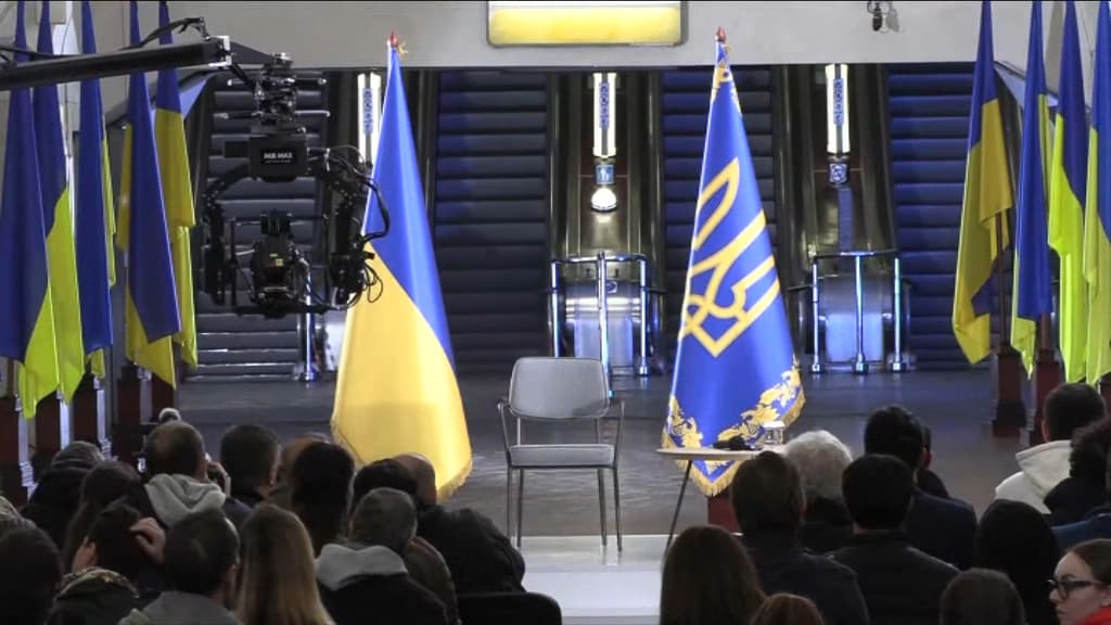 Volodymyr Zelensky donne une conférence de presse depuis le métro de Kiev, samedi 23 avril 2022 Volodymyr Zelensky donne une conférence de presse depuis le métro de Kiev, samedi 23 avril 2022