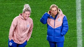 Millie Bright et Sarina Wiegman à la veille de la demi-finale de la Coupe du monde féminine face à l'Australie, le 15 août 2023.