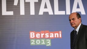 Dans une interview publiée vendredi par le quotidien La Repubblica, le chef de file du centre-gauche, Pier Luigi Bersani, déclare exclure une grande coalition avec la droite malgré le blocage politique issu des élections législatives en Italie et envisage