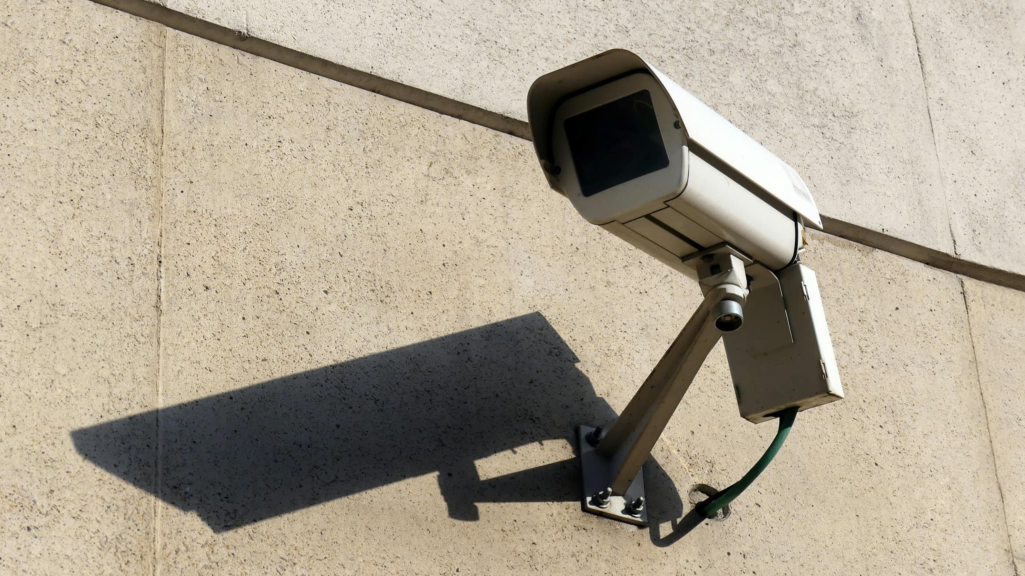 ALARME TÉLÉSURVEILLANCE : LES MEILLEURES OFFRES DE SEPTEMBRE 2025 POUR SÉCURISER VOTRE DOMICILE