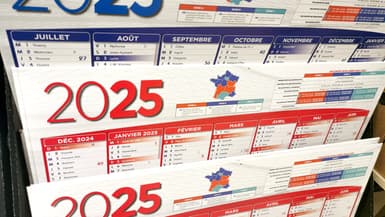 Des calendriers de l'année 2025, dans un supermarché de Valence, le 8 octobre 2024 (photo d'illustration)