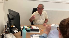 Le docteur Jean-Luc Chrzaszcz, à Bruay-la-Buissière, dans le Pas-de-Calais.