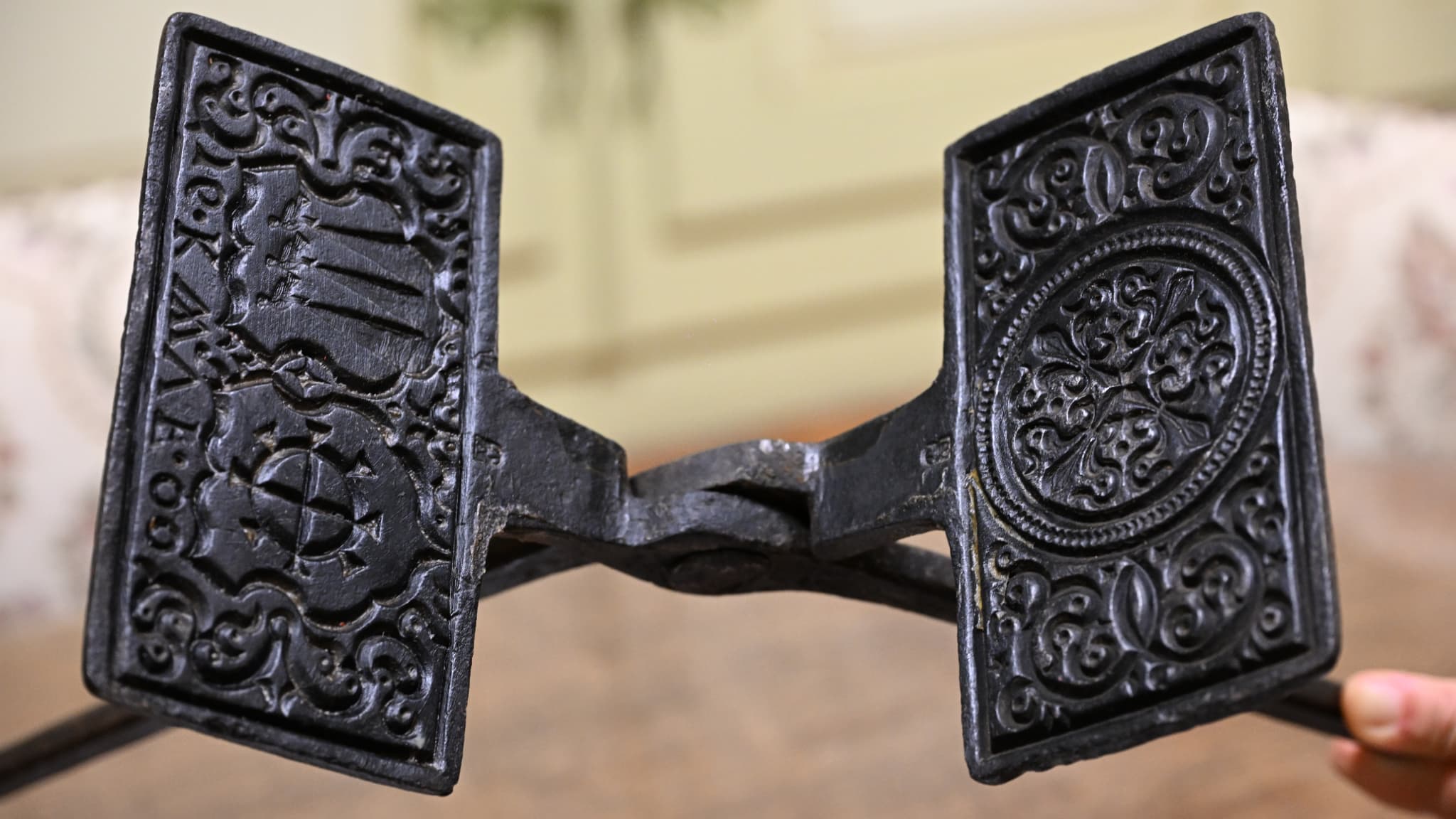 Un moule à gaufre de la collection du Musée historique de Mulhouse.