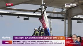 Champions Cup: un parachutiste suspendu dans le vide 