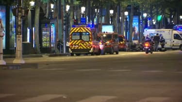 Un policier a été tué lors de l'attaque sur les Champs-Elysées, revendiquée par Daesh.