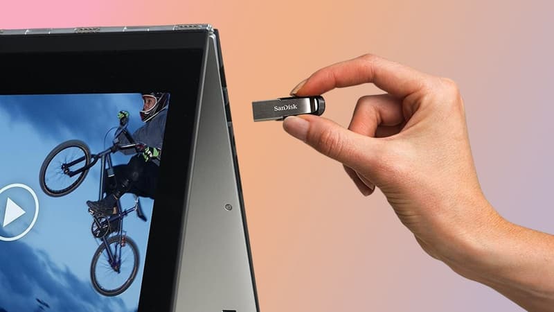 Cette clé USB est affichée à un prix totalement fou sur ce site internet super connu 