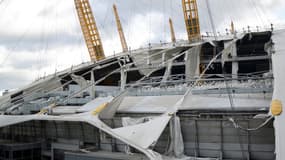 Le toit de l'O2 Arena arraché par la tempête Eunice