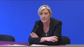 Marine Le Pen devant la justice pour avoir comparé les prières de rue à l'occupation
