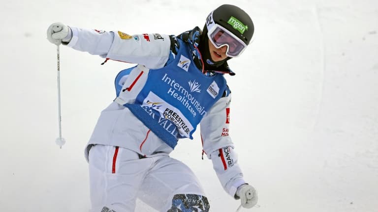Perrine Laffont à l'issue de son run dans l'épreuve de ski Freestyle de Deer Valley, dans l'Utah, le 13 janvier 2022 
