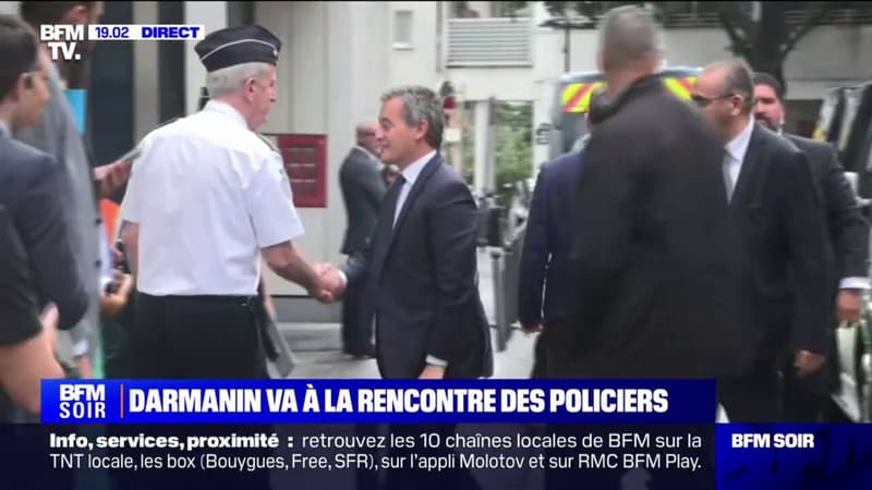 Police: Gérald Darmanin arrive au commissariat du XIXe arrondissement de Paris