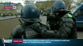 "J’ai très peur qu’il se fasse blesser, mais pire, j’ai peur qu’il ne rentre pas": l'émotion d'une femme de policier avant l'acte 19