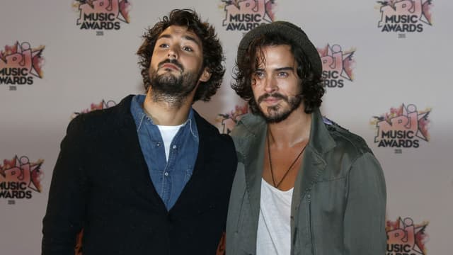 Frero Delavega aux NRJ Music Awards le 7 novembre 2015.