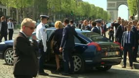 La cérémonie en hommage à Xavier Jugelé, tué il y a un an, touche à sa fin