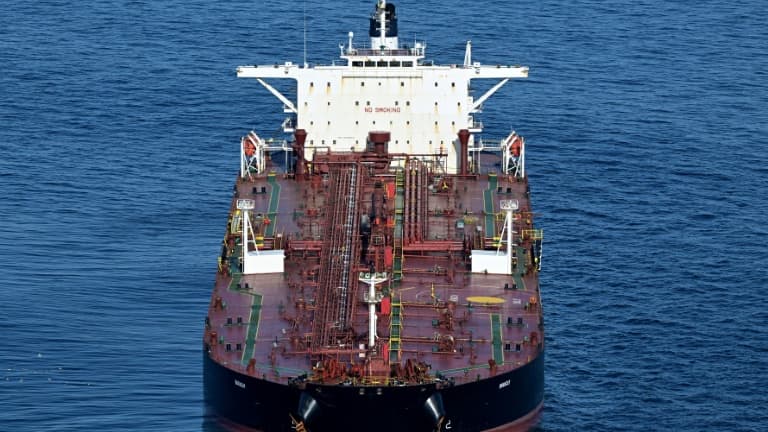 PÉTROLIER FANTÔME RUSSE: LA GARDE À VUE DES DEUX MEMBRES D'ÉQUIPAGE PROLONGÉE