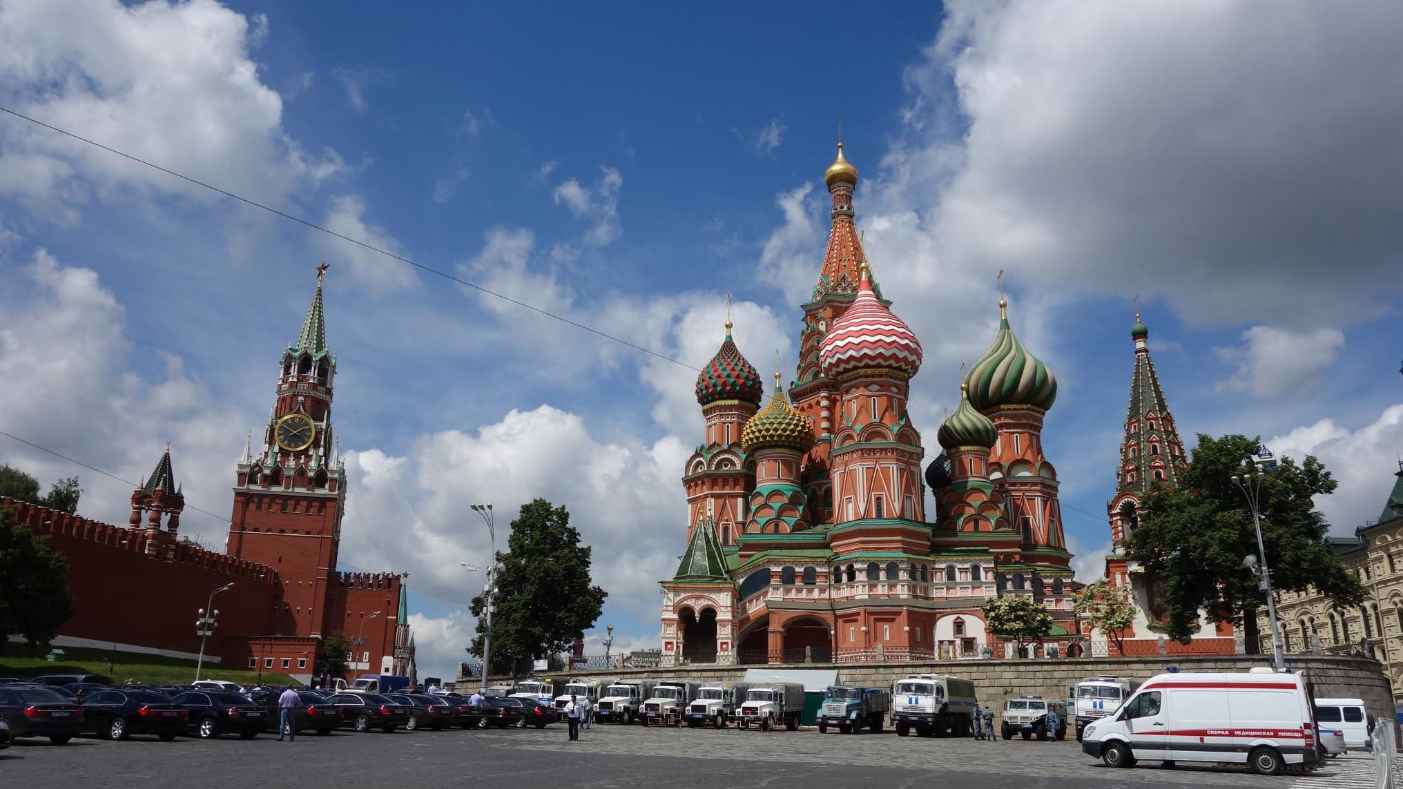 Paris fordert seine „Staatsangehörigen“, deren Anwesenheit nicht notwendig ist, auf, „Russland zu verlassen“