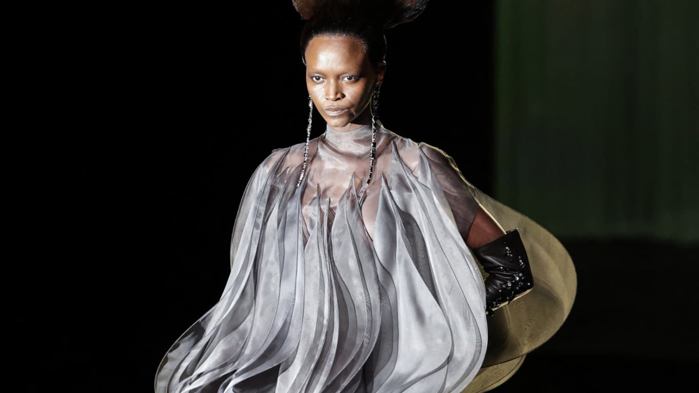 Le défilé Stephane Rolland couture été 2025 Le défilé Stephane Rolland couture été 2025