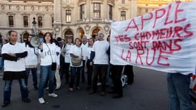 Le syndicat Sud a choisi le premier jour de commercialisation de l'iPhone 5, dernier né des téléphones portables de la firme de Cupertino, pour appeler à un rassemblement devant un Apple Store parisien afin de protester contre les conditions de travail da