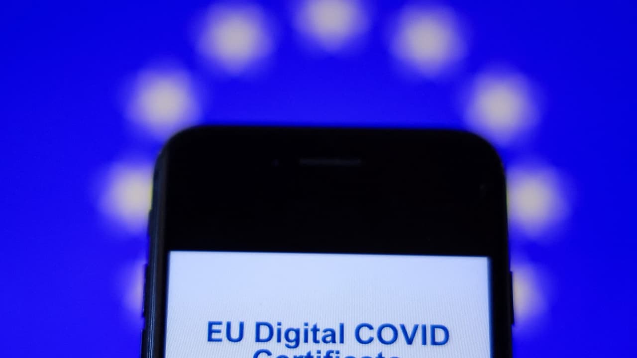 Activité partielle, pass sanitaire européen, assurance chômage: ce qui change au 1er juillet