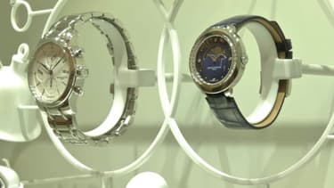 Cartier, Baume & Mercier ou encore Mont Blanc multiplient désormais les "modèles d'entrée de gamme", très luxes quand même.
