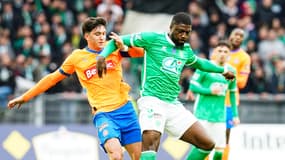 Ibrahim Sissoko au duel avec le Marseillais Leonardo Balerdi en Coupe de France