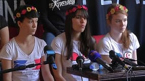 Les trois Femen libérées dans la nuit à Tunis sont arrivées jeudi à Paris. Elles s'expriment pour la première fois sur leurs conditions de détentions.