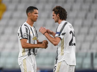Cristiano Ronaldo fait un geste de seigneur pour sauver un enfant - Foot 01
