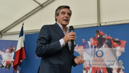L'ex-Premier ministre François Fillon, le 26 août 2015 à Rouez-en-Champagne