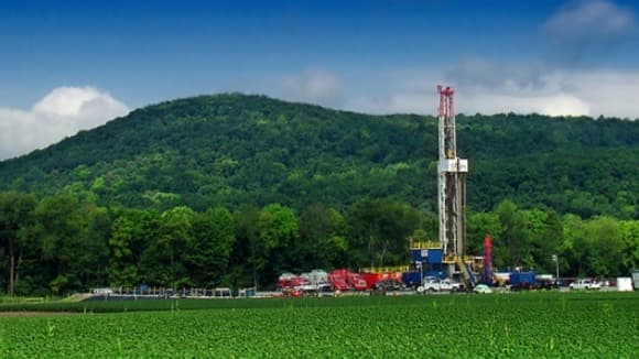 Les exploitations de gaz de schiste sont légion aux Etats-Unis, mais interdites en France.