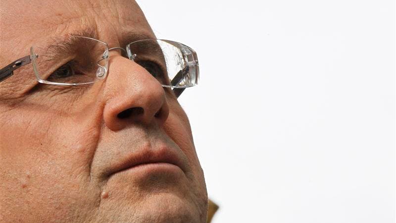 La cote de popularité de François Hollande a chuté de six points en mars, avec 68% des Français mécontents de son action et seulement 31% de satisfaits, selon un sondage Ifop pour le JDD. Il s'agit de son plus bas niveau depuis son élection le 6 mai 2012.