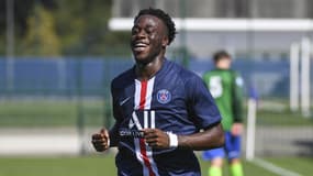 Arnaud Kalimuendo (PSG)