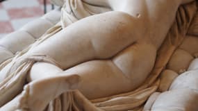 Hermaphrodite endormi au musée du Louvre