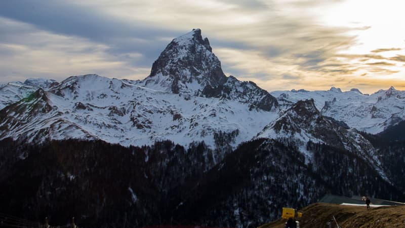 Un alpiniste, âgé d'une cinquantaine d'années, s'est tué vendredi en fin de matinée lors d'une chute dans le Pic du Midi d'Ossau
