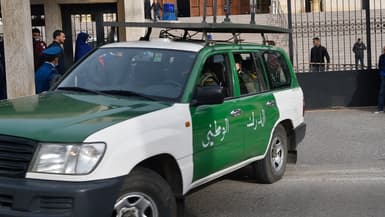 Une voiture de police en Algérie.