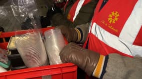 Avec les températures négatives, l'association "L'île de la solidarité" accentue ses maraudes à Lille (Nord). 