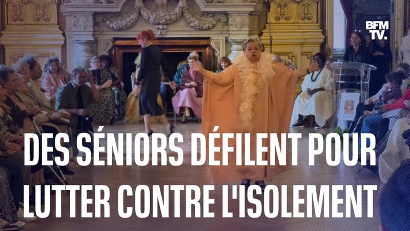 À Lyon, un défilé de mode de seniors a été organisé à l'hôtel de ville pour lutter contre l'isolement des personnes âgées
