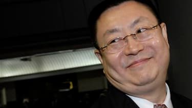 Le nouvel homme le plus riche de Chine est un chercheur en pharmacie qui a bénéficié du succès de l'introduction à la Bourse de Shenzhen de son groupe, Hepalink, dont la banque américaine Goldman Sachs est également actionnaire. La fortune de Li Li, 46 an