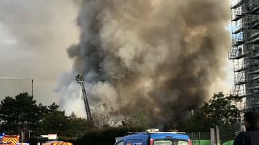 L'incendie s'est déclaré tôt mardi matin.