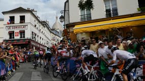 Les cyclistes des Jeux olympiques de Paris dans la Butte Montmartre, le 3 août 2024