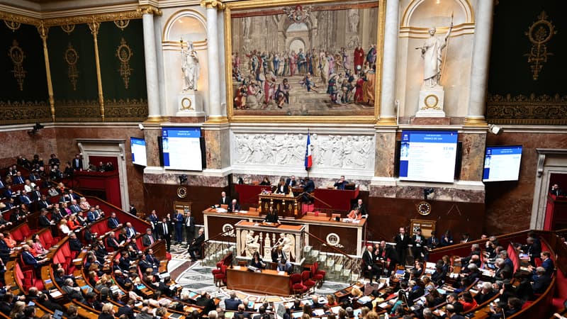 L’Assemblée nationale adopte à l’unanimité la loi de régulation des influenceurs