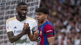 Antonio Rudiger face à Lamine Yamal lors du Clasico Real-Barça en avril 2024