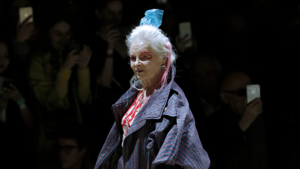 Vivienne Westwood lors de son défilé femme automne-hiver 2017-2018