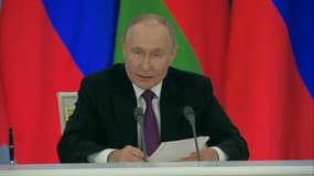 Vladimir Poutine lors d'une conférence de presse le 13 mars 2025 à Moscou