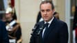 Cérémonie de passation de pouvoir entre les Premiers ministres sortant et nouvellement nommé, François Bayrou et Sébastien Lecornu, à l'hôtel Matignon à Paris, le 10 septembre 2025. 
